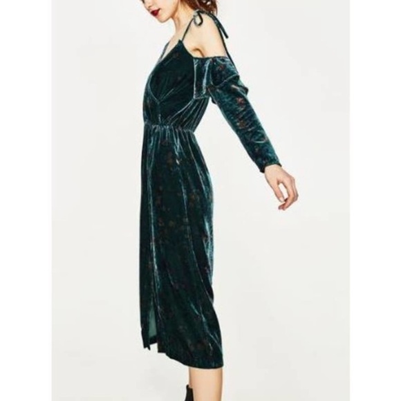 ZARA Asymmetrical Shoulder Crushed Velvet‎ Midi Dress in Emerald size S Holidays - Picture 5 of 16